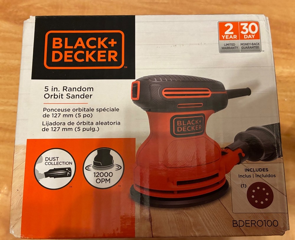 BLACK & DECKER: 5" Random Orbit Sander (BDERO600) + Extra