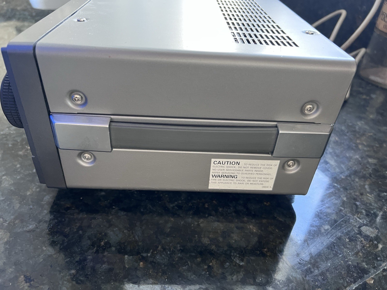 KENWOOD R-2000 Shortwave AM Fm CW LSB Radio Communications Receiver Working