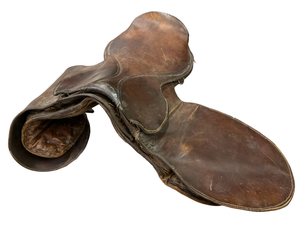 WW1 Canadian CEF Leather Saddle