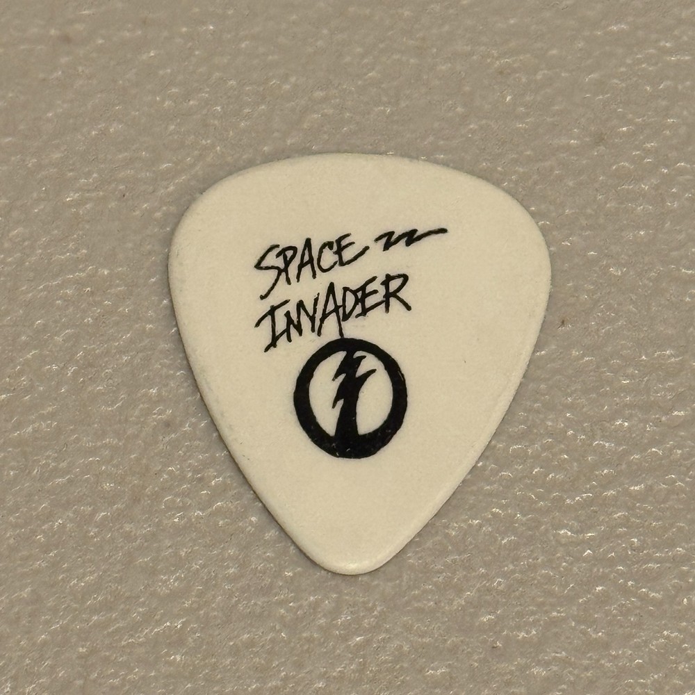 Ace Frehley Signature 2014 Space Invader Tour Guitar Pick Concert Plectrum KISS