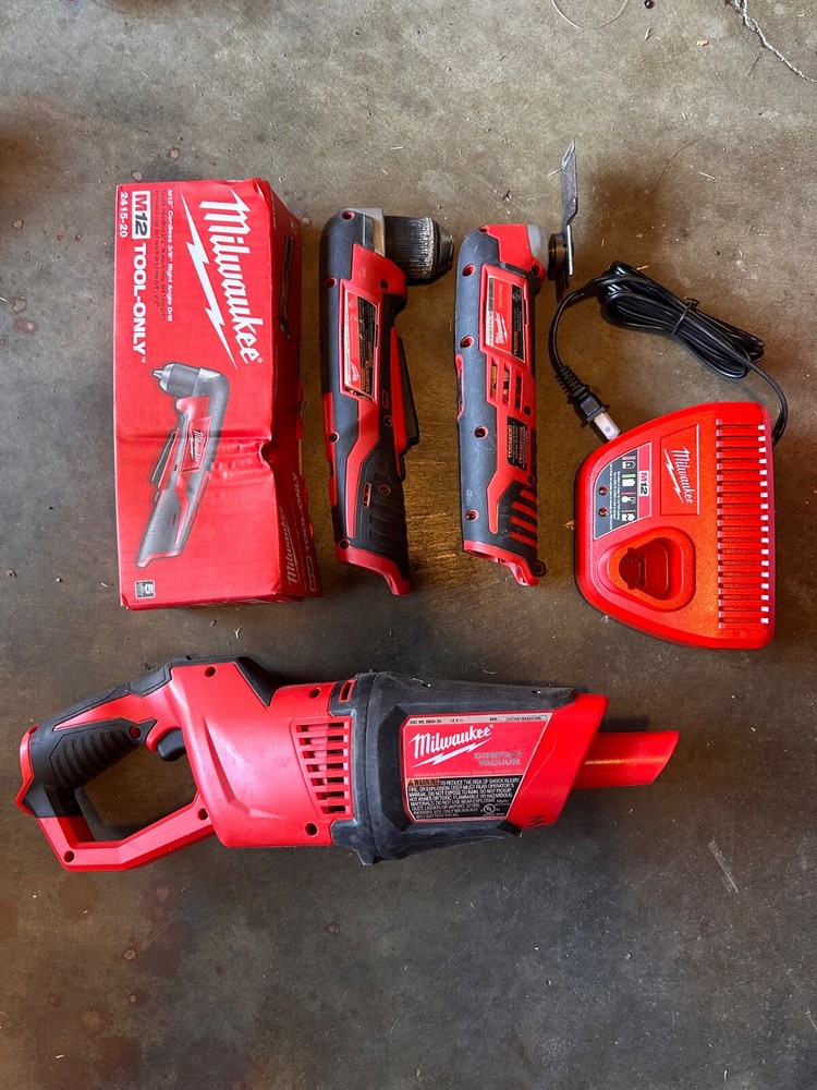 milwaukee tools and vacuum