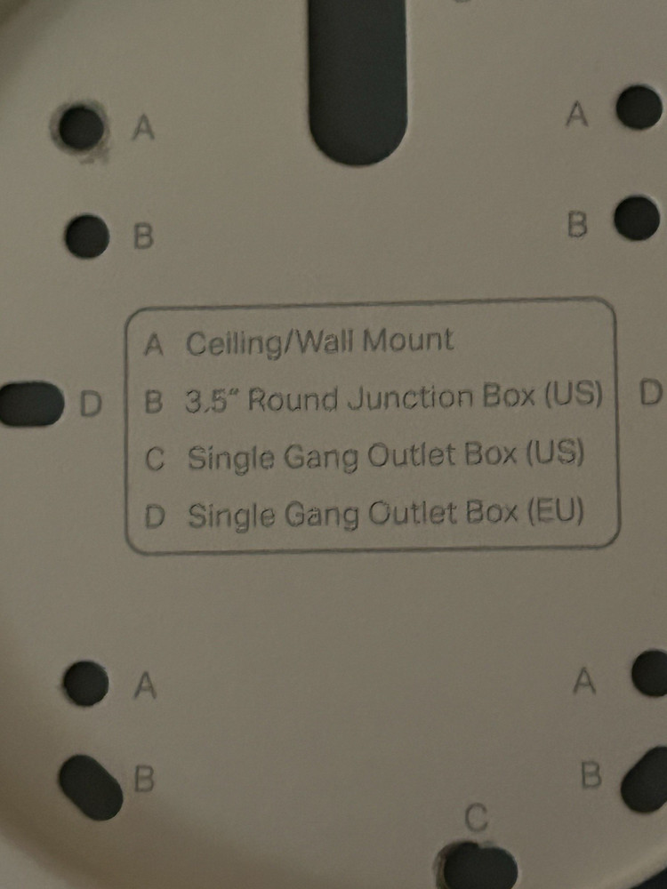 TP-Link Omada Model EPA650 Ceiling Mount WiFi 6 Access Point White