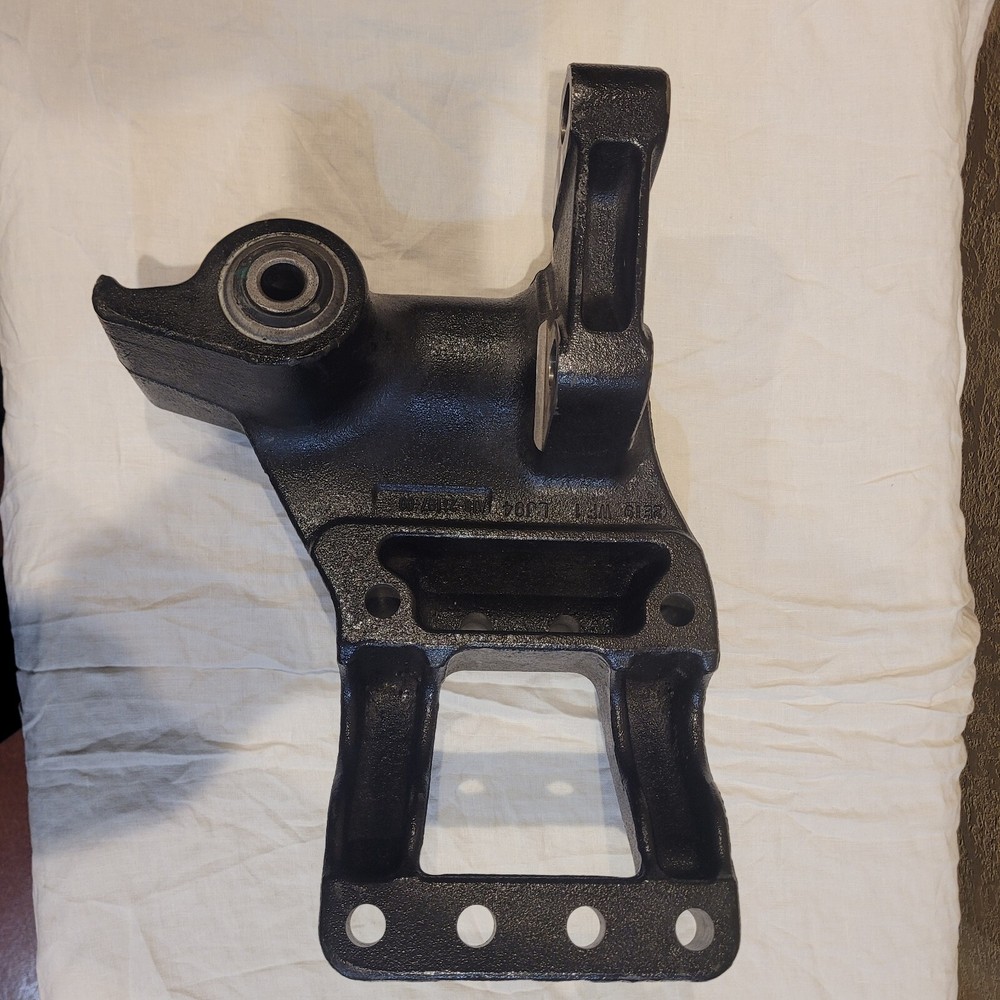 Freightliner Driver Side Front Spring Hanger A16-21197-00, MOUNT, SUPPORT