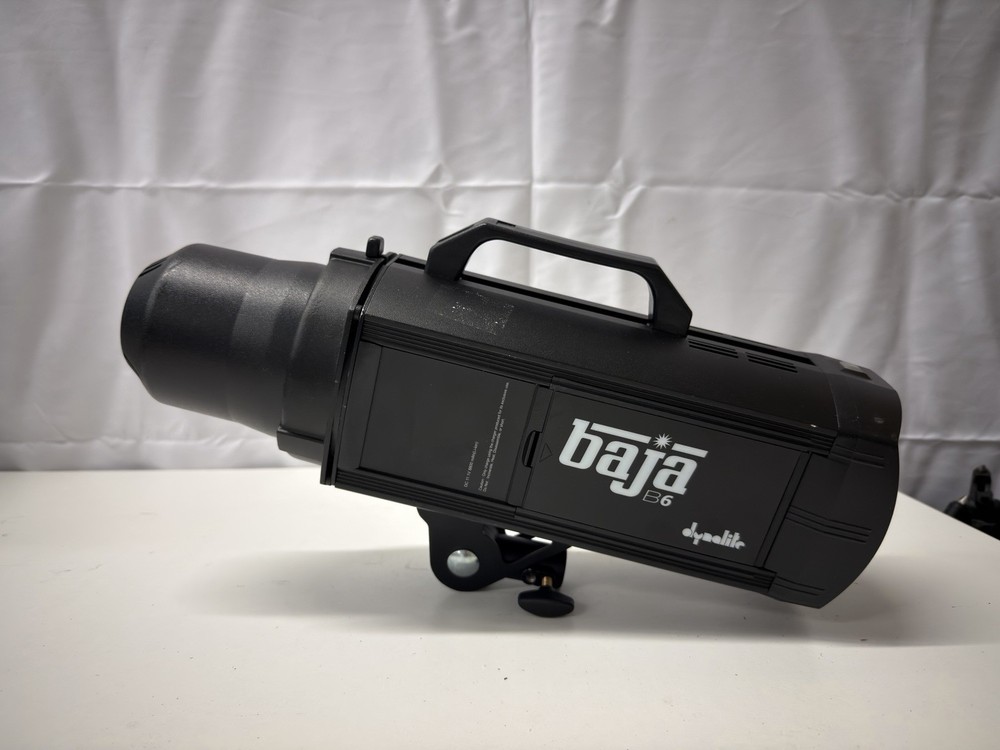 Dynalite Baja B6 600W Battery-Powered Monolight