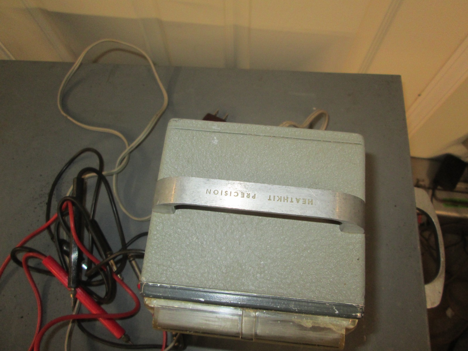 Heathkit V-7 Vacuum Tube Voltmeter