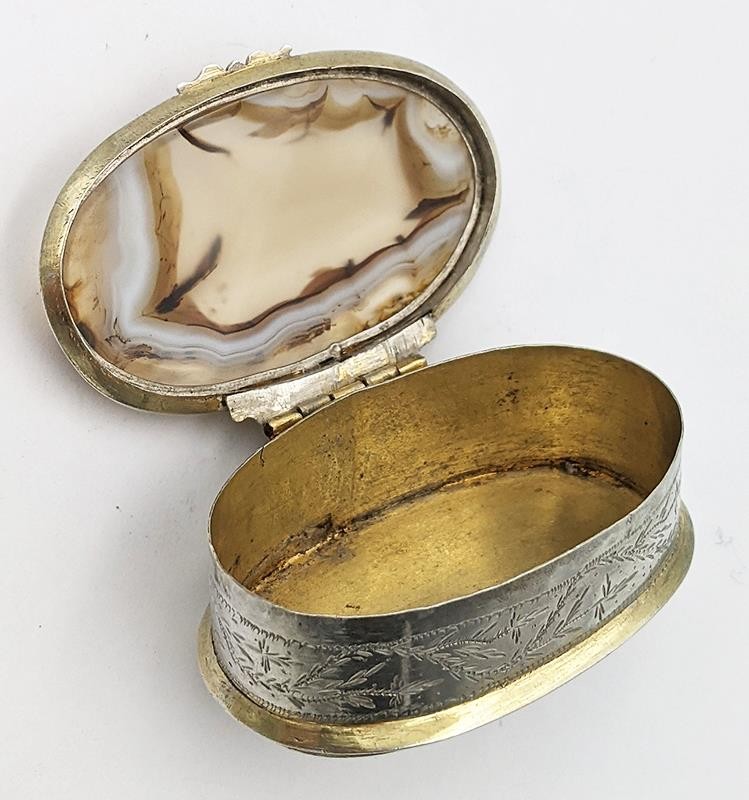INDIAN COLONIAL SOLID SILVER AGATE MOUNTED SNUFF BOX 19TH CENTURY