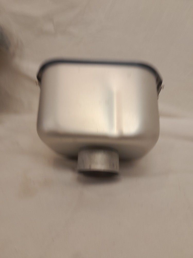 Toastmaster TBR15 Bread Machine Replacement Parts Pan & Paddle Set