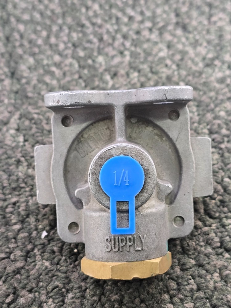 Heavy Duty Air Brake Quick Release Valve Replacement