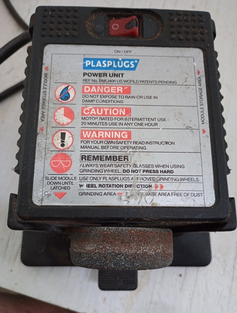 Plasplugs Power Base W/ Knife Scissors & Drill Sharpener Tested/Working