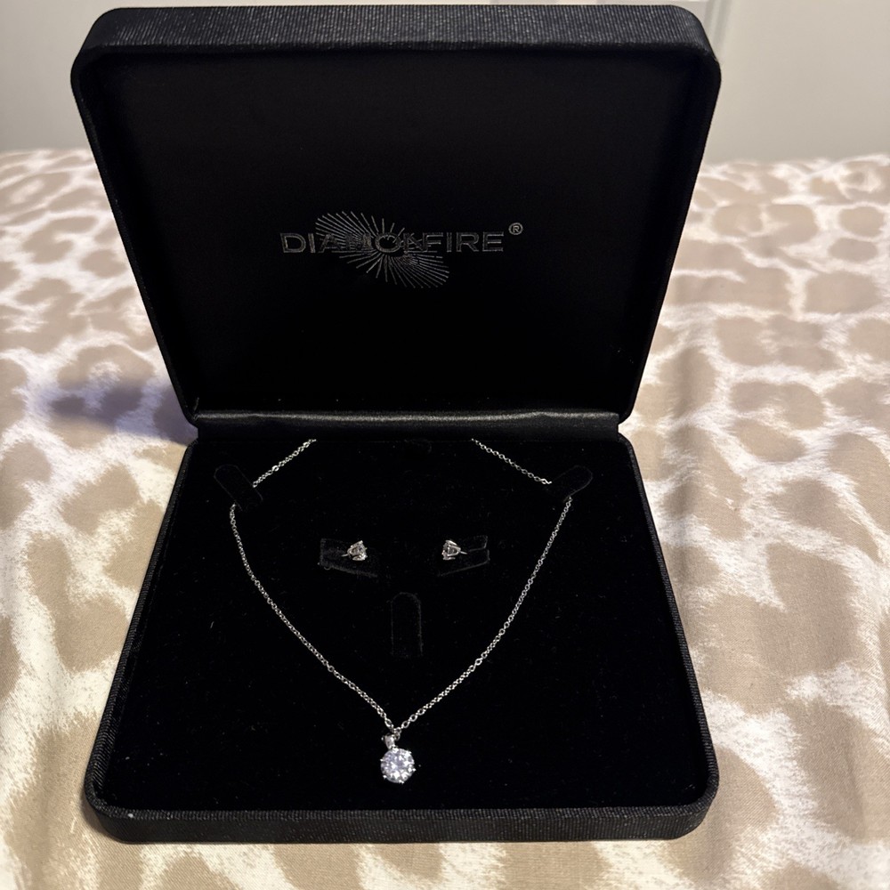 Diamonfire Jewellery Set