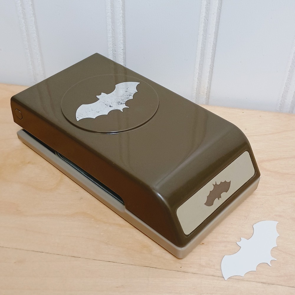 Stampin’ Up! Large Bitty Bat Paper Punch