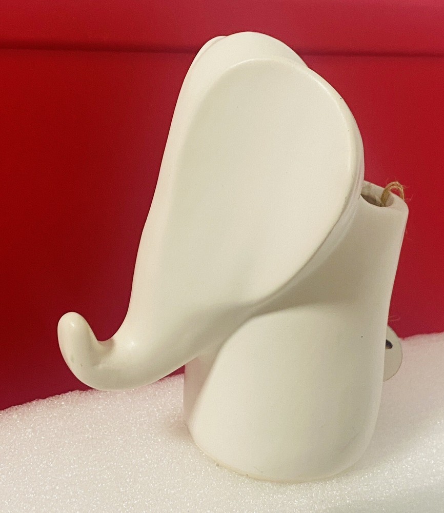 Isaac Jacobs Elephant Makeup Brush Holder Multi Purpose Cup White Ceramic NWT 5”