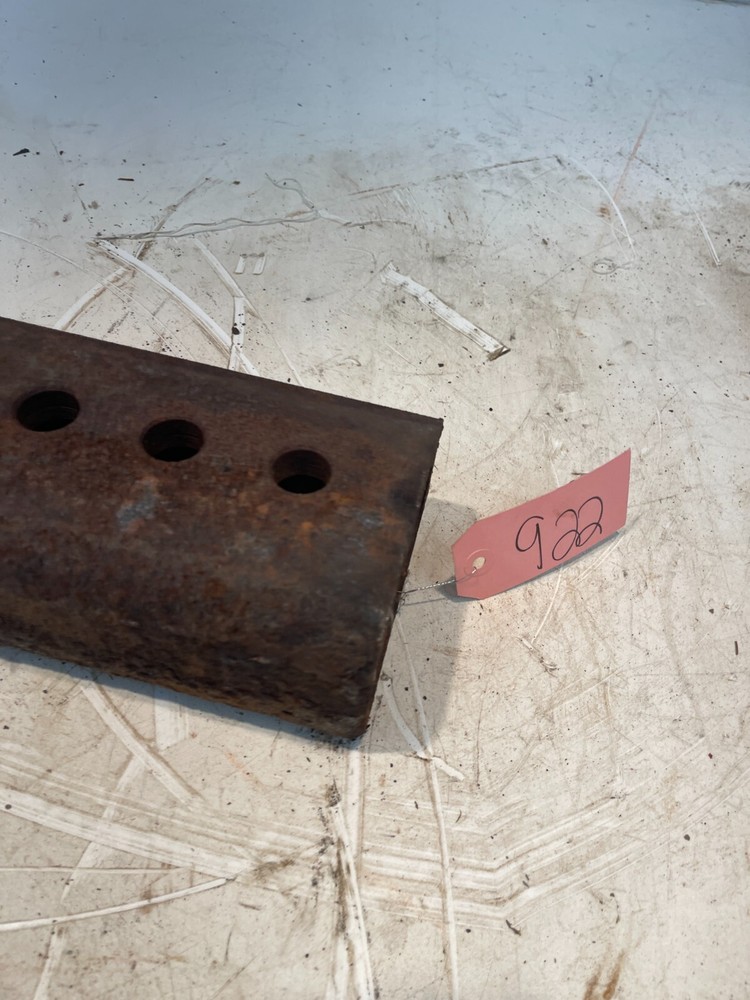 Case 1175 Tractor Left Front Axle Knee Spindle Holder Housing