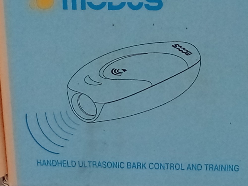 Modus Handheld Ultrasonic Bark Control and Training Device