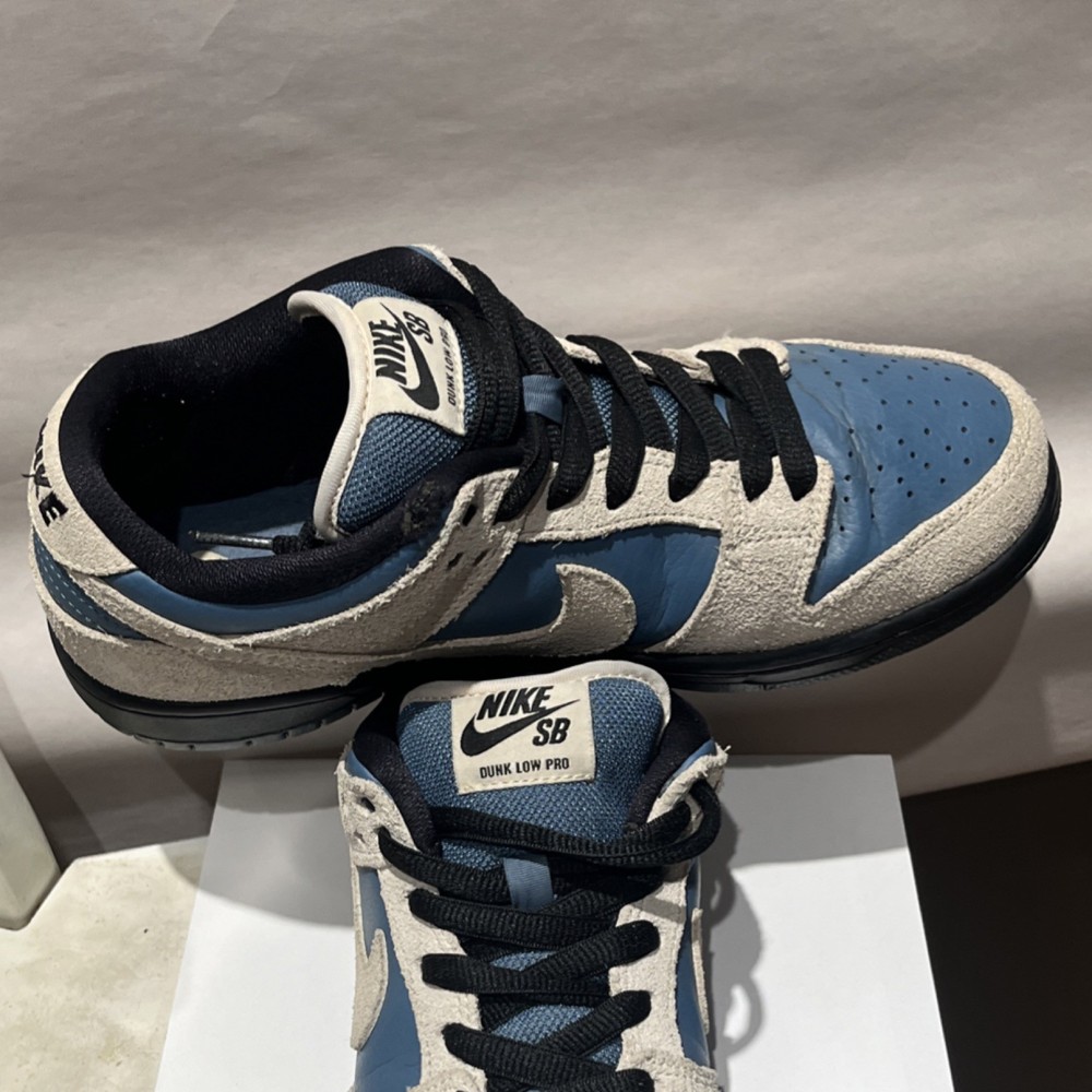 Nike SB Dunk Low Pro TUNDERSTORM