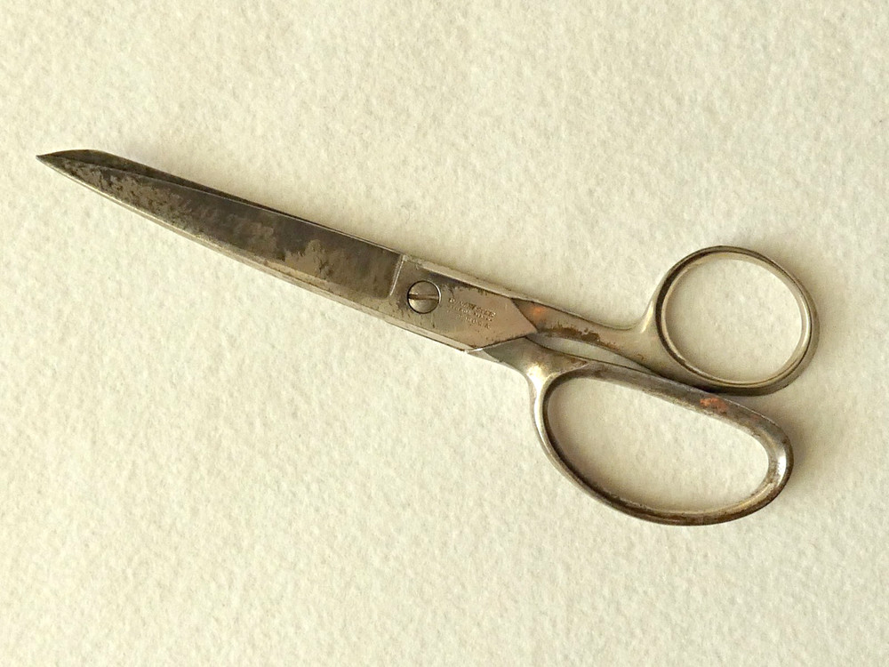 Vintage WINCHESTER Scissors 6 1/2"