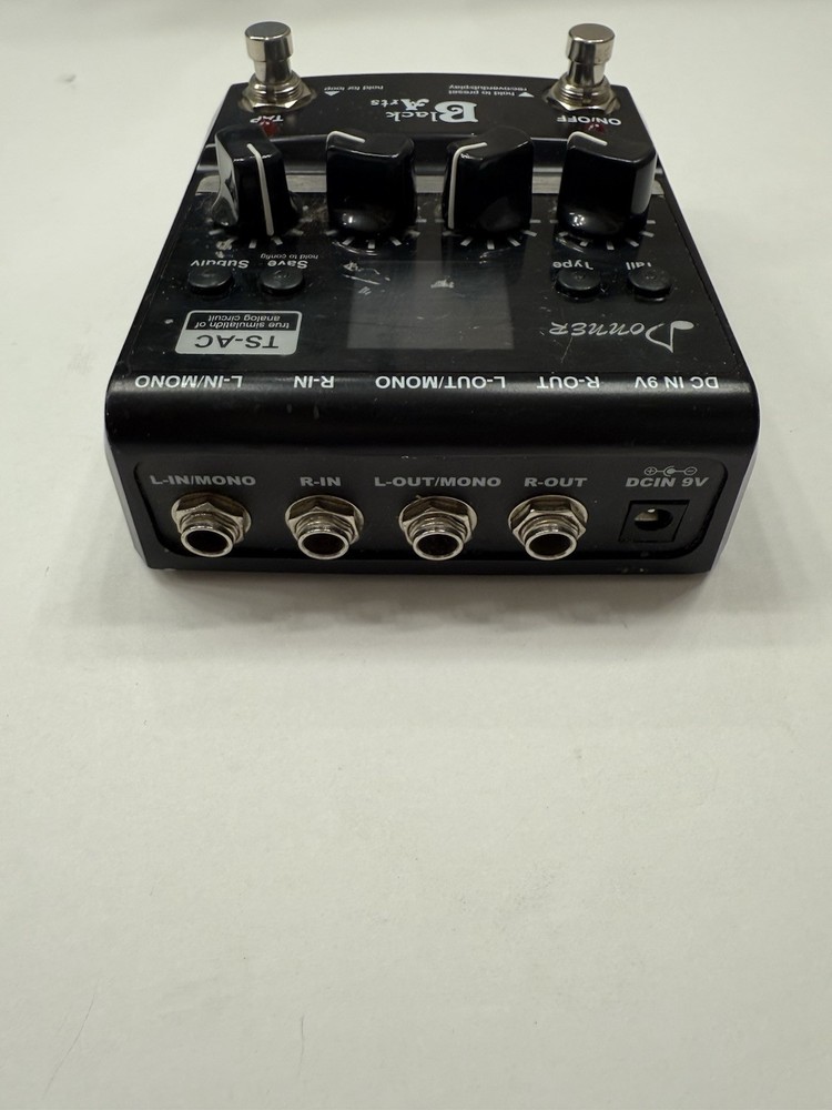 Donner Black Arts Multi Digital Delay Echo Presets Looper Guitar Effect Pedal