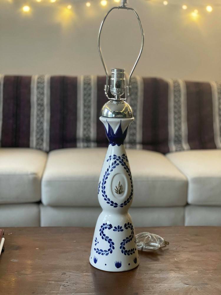 Clase Azul Reposado lamp