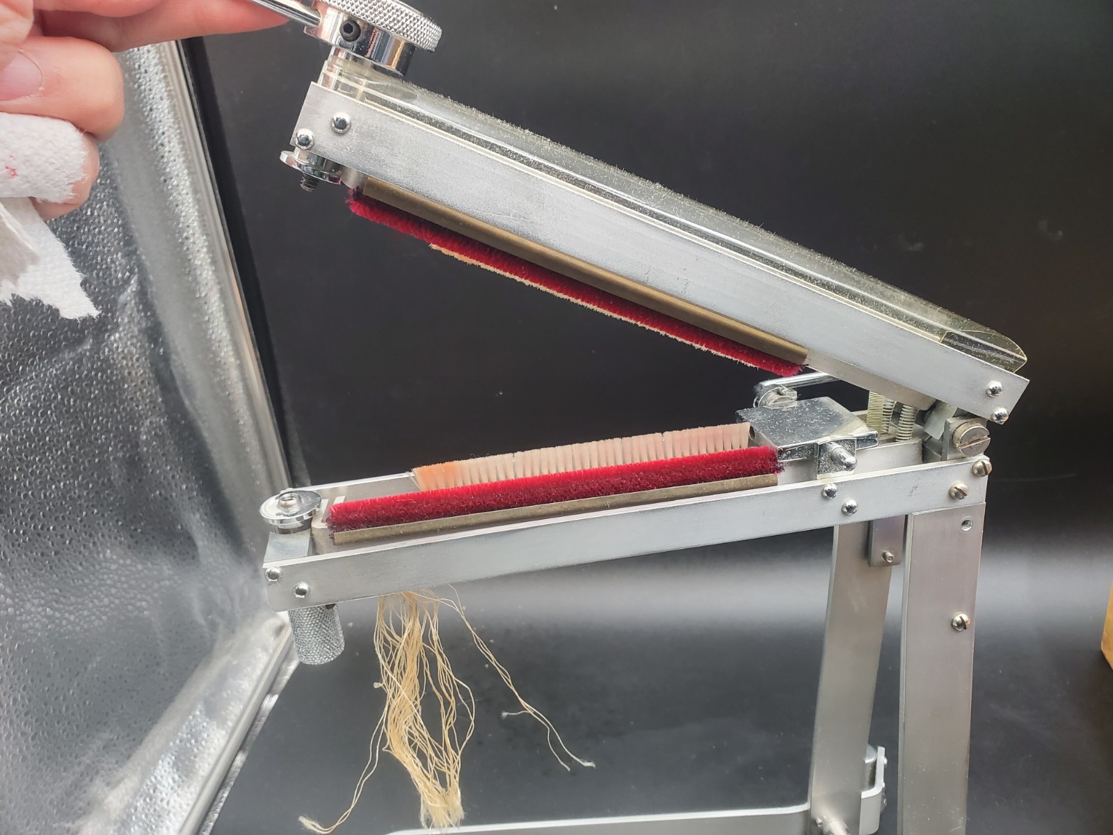 CECIL E. WATTS PARASTAT Record Cleaning Machine