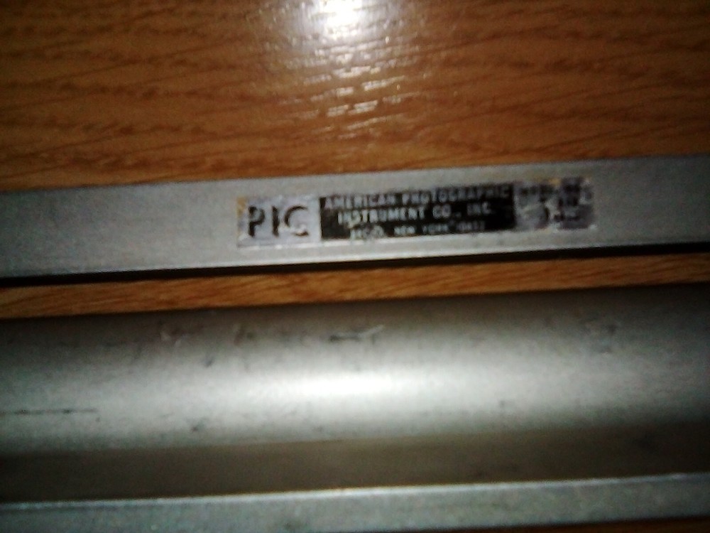 PIC Photography Light Stand Model # 532