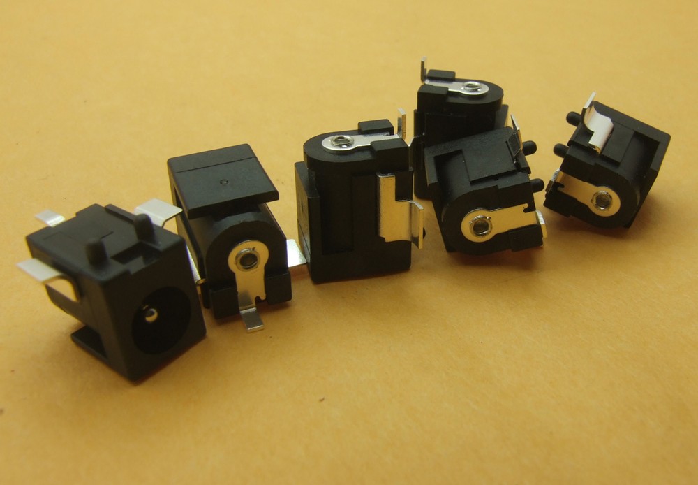 20PCS Copper SMD 3-pin 4A 5.5MM x 2.0mm DC Socket 2.1MM DC Plug PCB Panel Mount