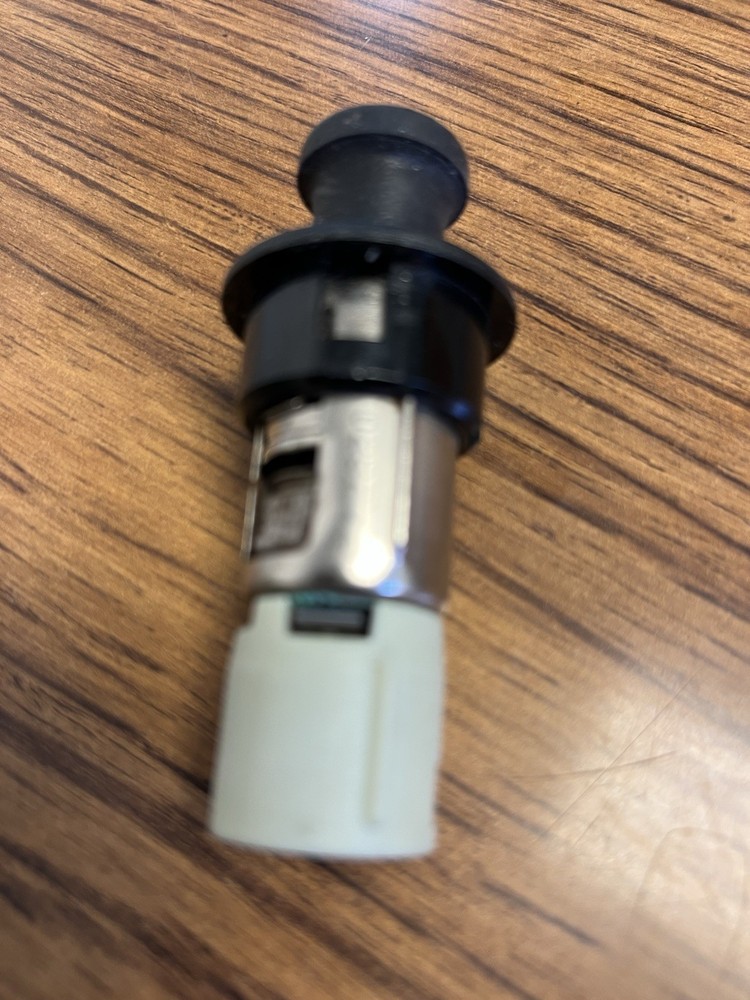 93-02 Camaro GM OEM Cigarette Lighter