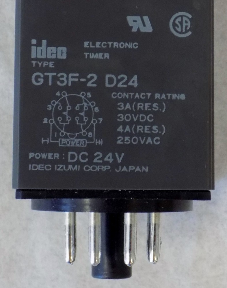 IDEC GT3F-2D24 TIMER RELAY DC 24V