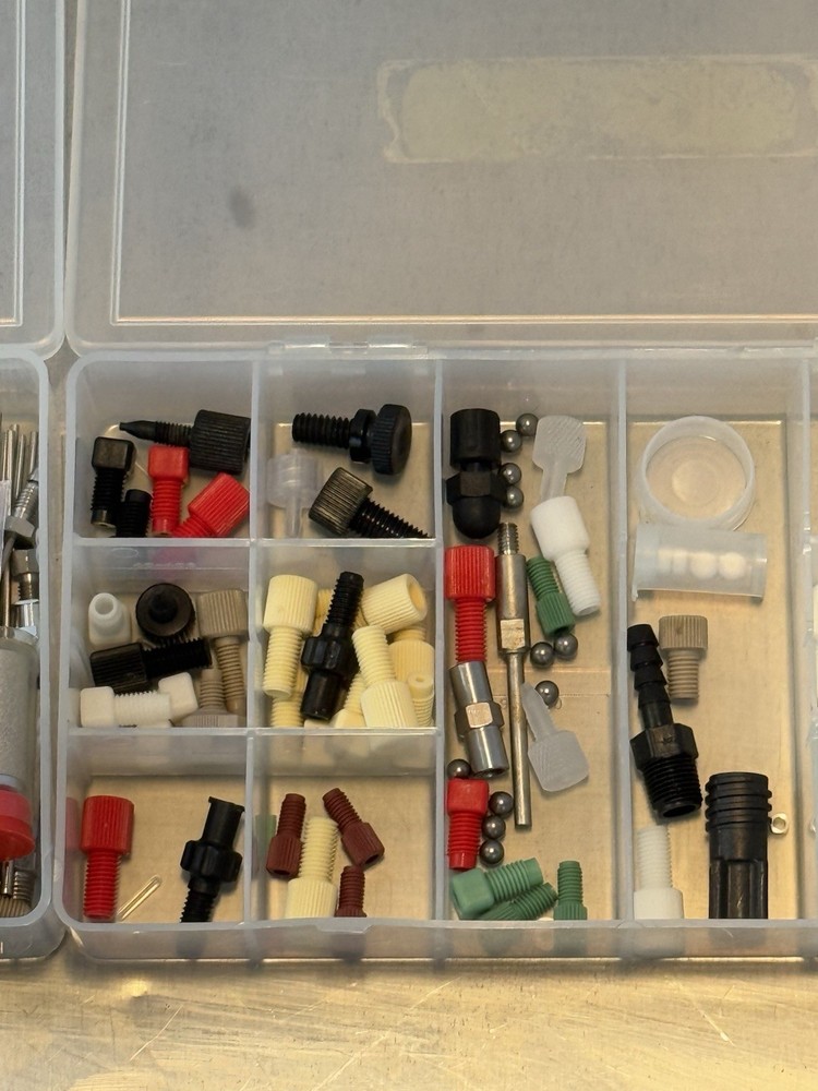 HPLC CHROMATOGRAPHY Parts