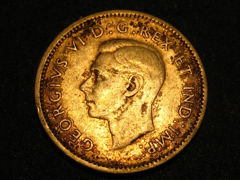 1947 Maple Leaf Canadian Dime