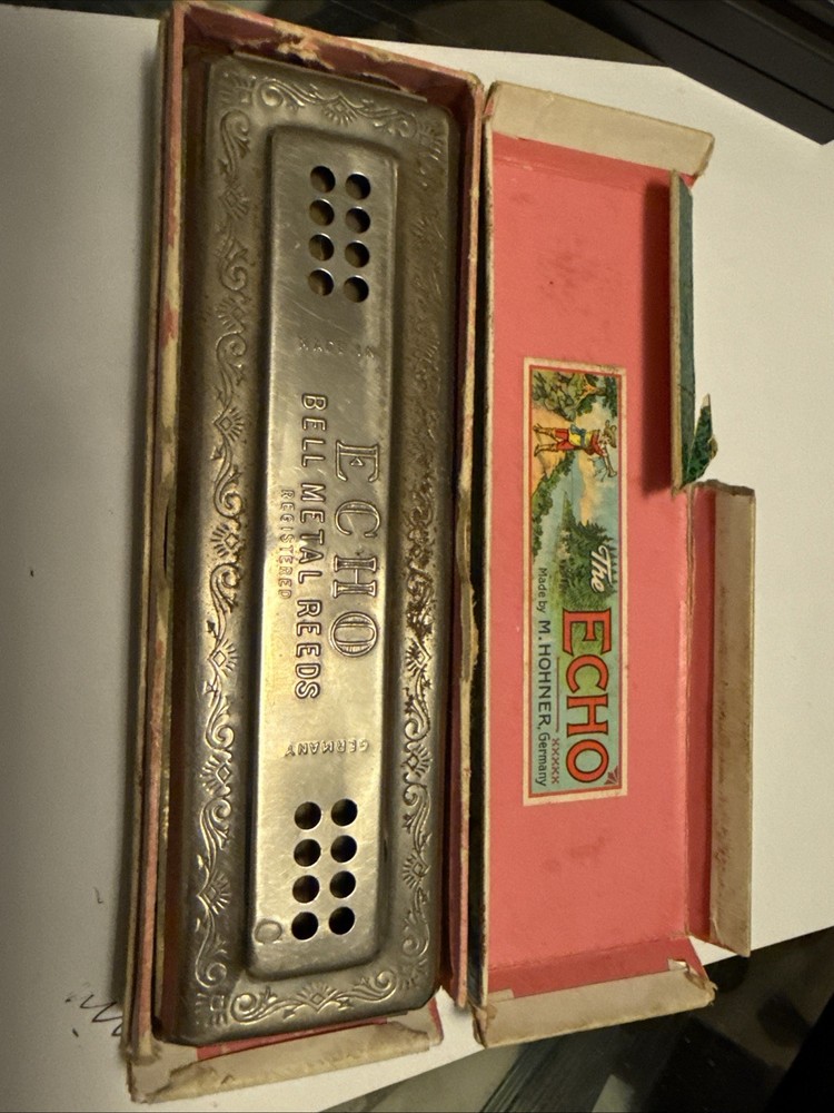 Vintage M Hohner THE ECHO HARP 2-Sided Harmonica w/Box