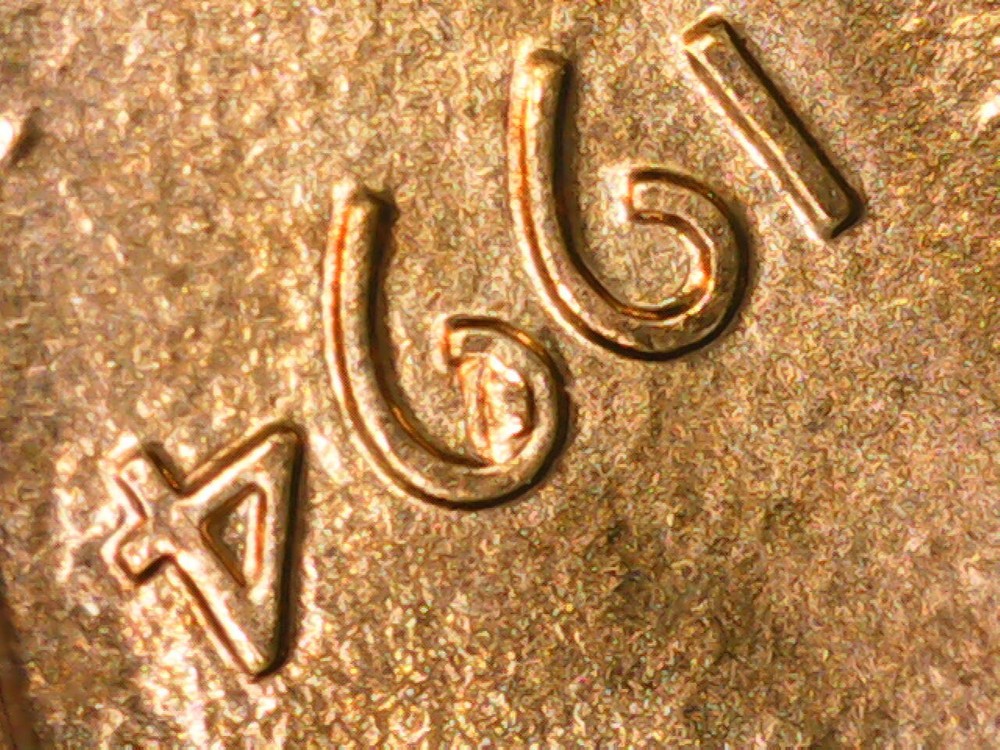 1994 Penny Die Chip Obverse on Date