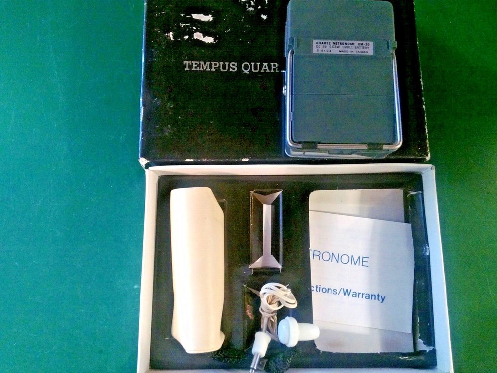 Tempus Quartz Metronome Model No. QM-30