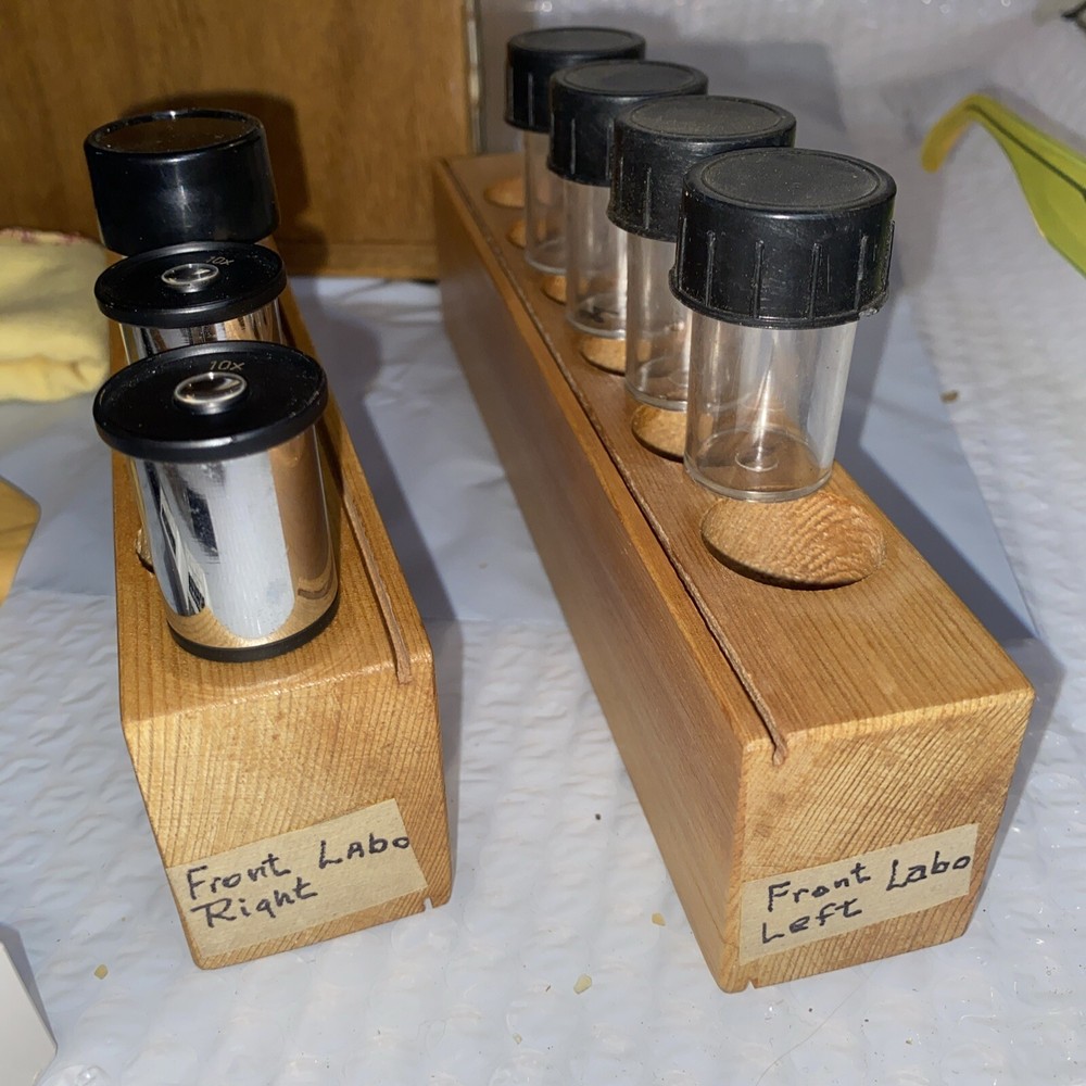 Vintage LaBo Research Microscope SL No. 03575 *read*