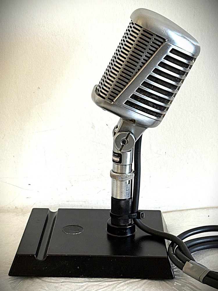 Vintage 1950's ASTATIC 77L Dynamic Microphone, original element, stand & cable