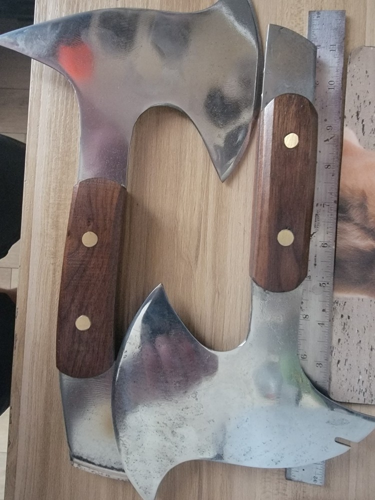 Hatchet ax