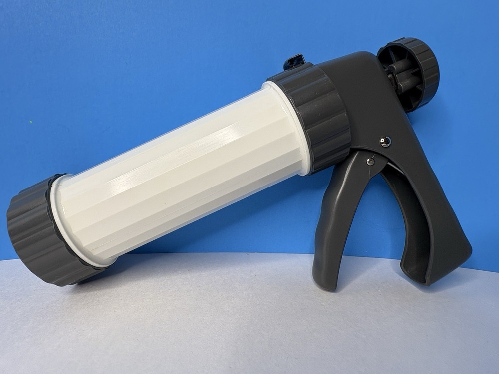 Wilton Spritz Cookie Press With 12 Disc Design Large Barrel Easy Squeeze Trigger