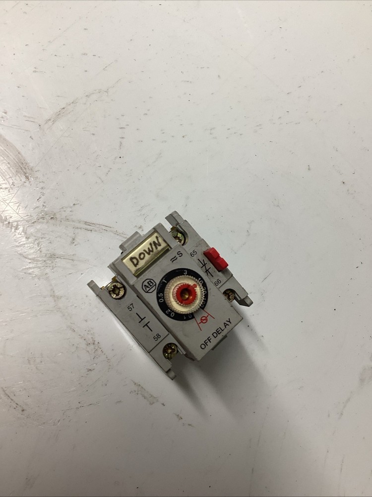 Allen-Bradley 196-FTB Ser B Off Delay Timer Relay U-582