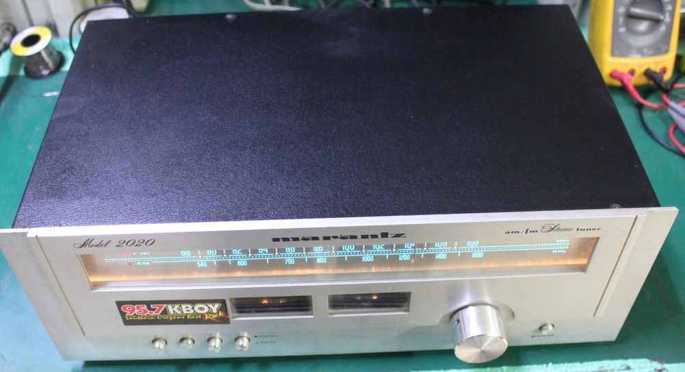 MARANTZ 2020 STEREO TUNER