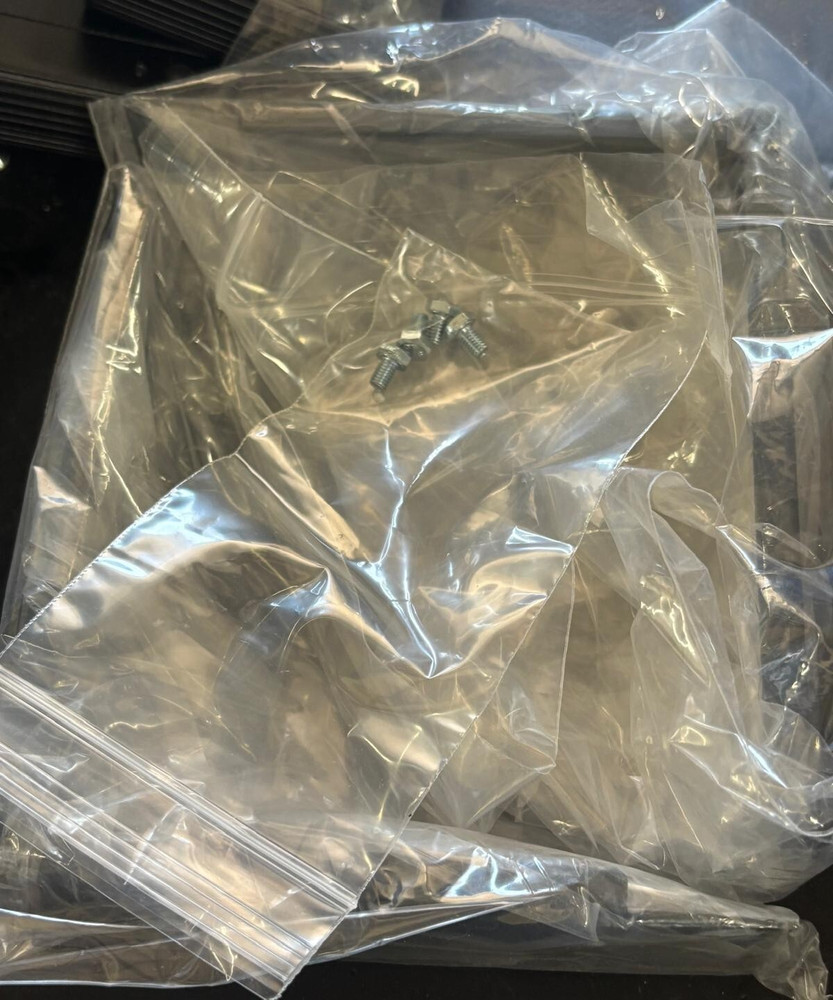 Lantronix EMG-85SURM-KIT Mounting Bracket