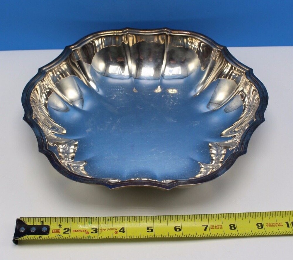 VINTAGE CHIPPENDALE INTERNATIONAL SILVER COMPANY 10" x 2" SILVER CANDY DISH