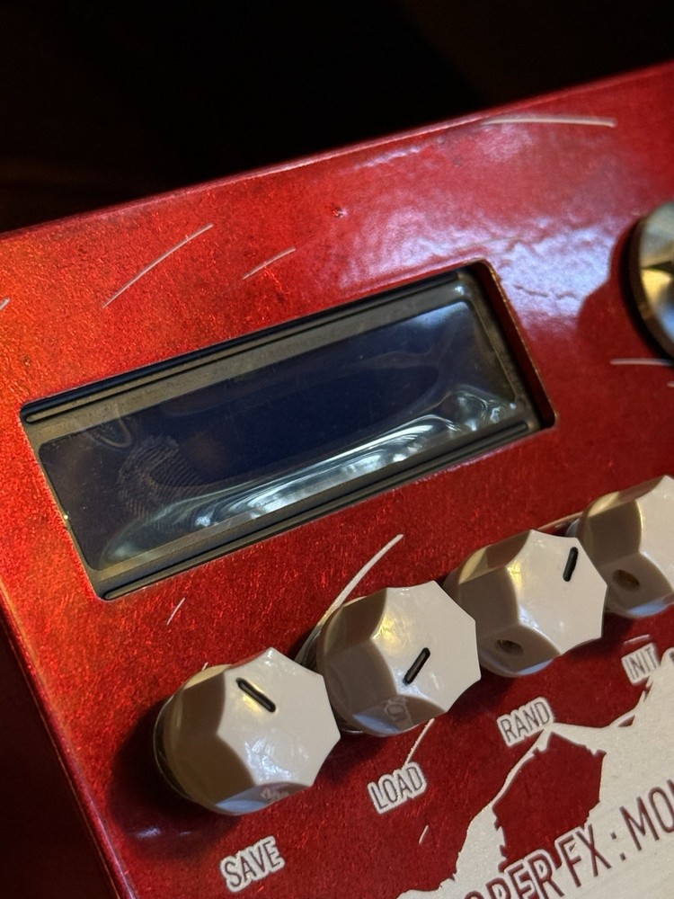 Cooper FX Moment Machine 2018 - Red