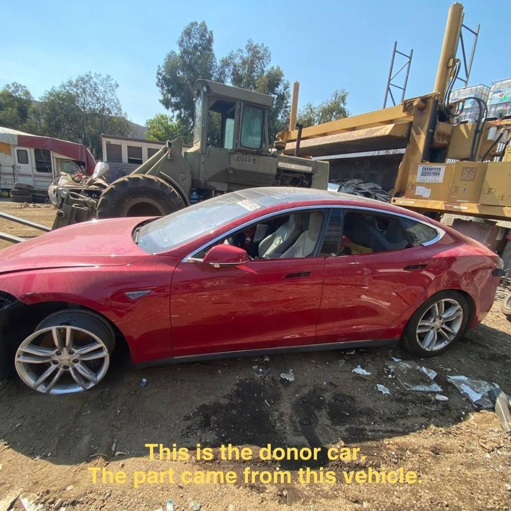 2015 TESLA S Radar Sensor Control Computer Module Bracket Assembly OEM