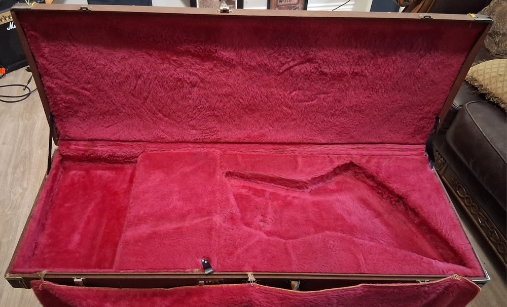 1989 Gibson Explorer Hard Case Brown