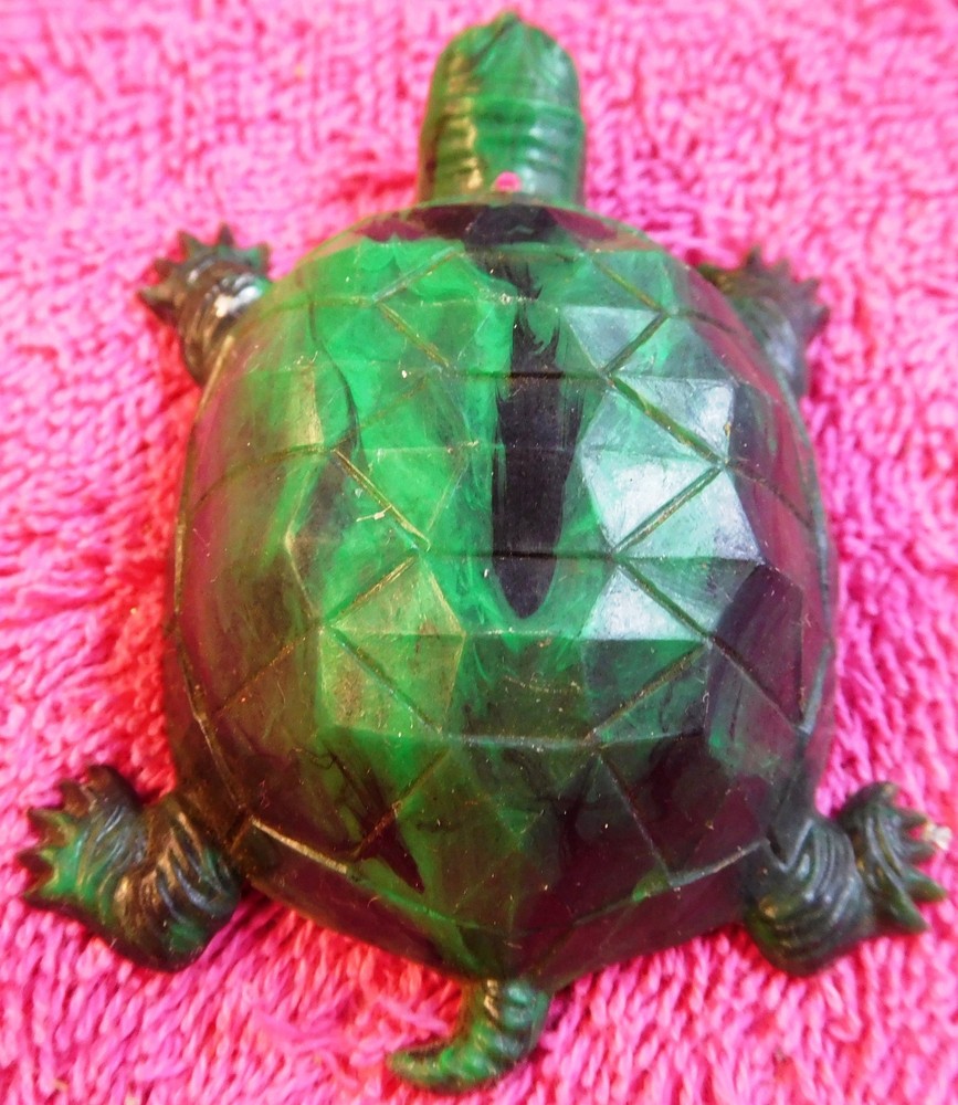 Vintage sterling plastic turtle hand held pencil sharpener