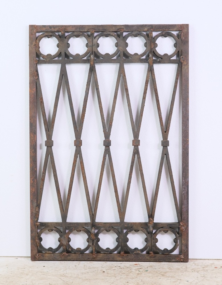 Antique Diamond Circle Cast Iron Gate Panel