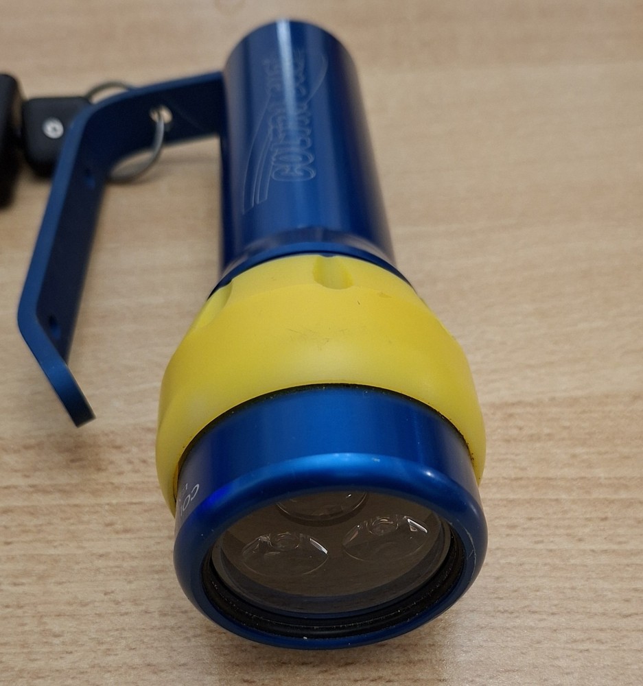 UNDERWATER TORCH