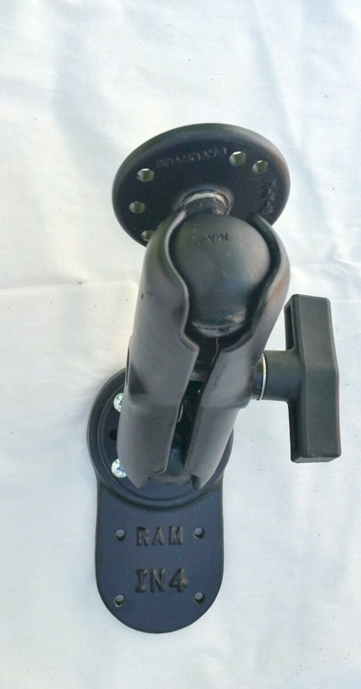 Ram Mount RamMount 1.5" C size with extra mounting plate fully adjustable NEW