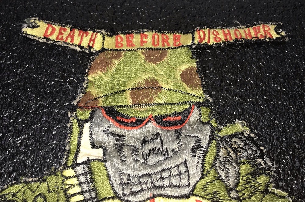 THIRD MARINE DIV., DEATH BEFORE DISHONOR, VINTAGE EMBROIDERED BACK PATCH!
