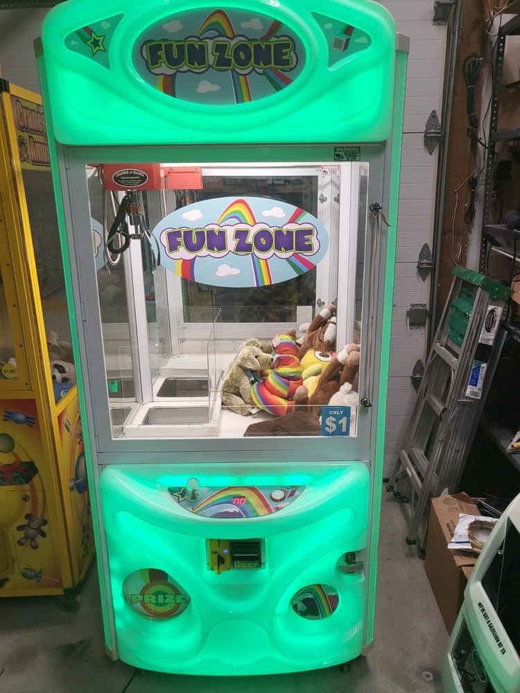 FUN ZONE PLUSH CRANE MACHINE  SHIPPING AVAILABLE