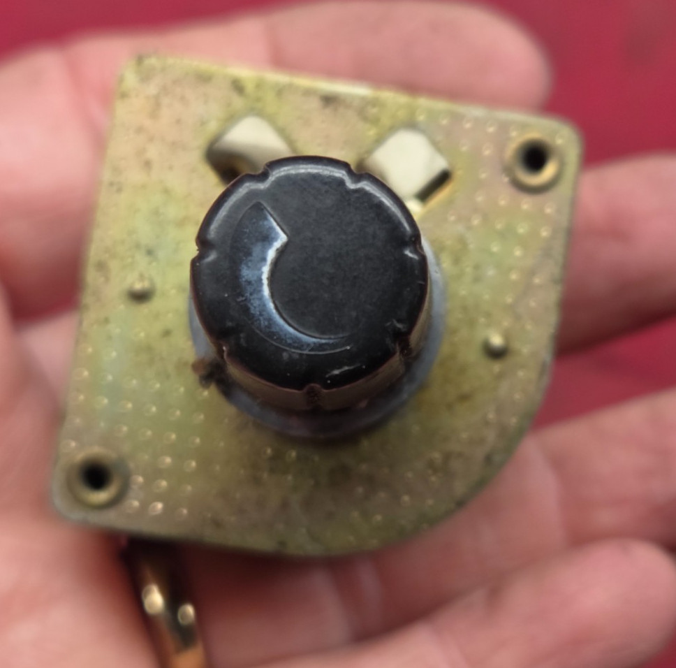 Volvo  LIGHT DIMMER SWITCH  1578 847 6515